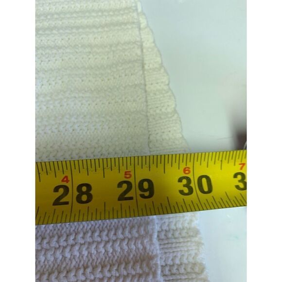 Knitted and Knotted Anthropologie Ivory Cold Shoulder Knit Top Size L - Picture 11 of 11